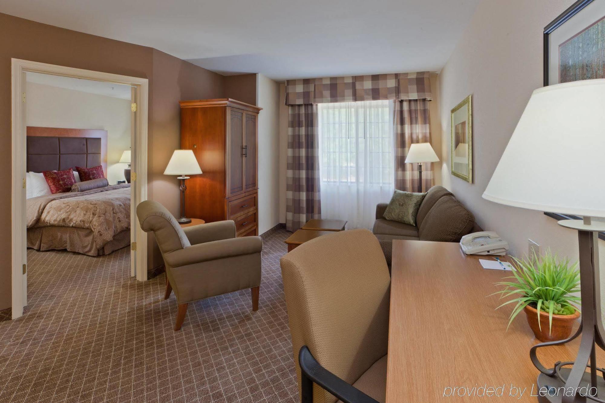Staybridge Suites Chantilly Dulles Airport, An Ihg Hotel Room photo